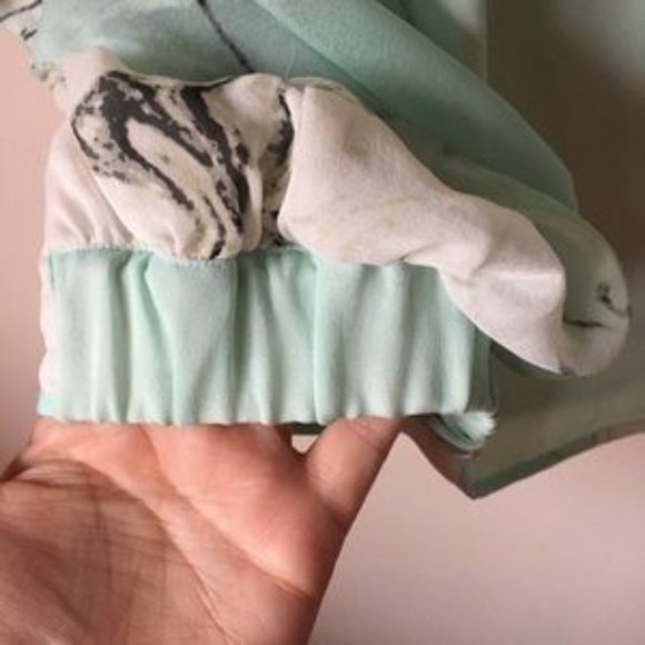 DVF Robyn spring marble top. Silk. - Picture 4 of 8